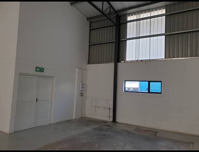 245M² WAREHOUSE TO LET IN RIVERGATE